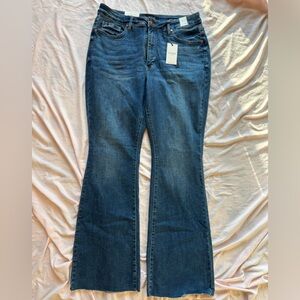 Judy Blue Mid-Wash Denim Jeans high waist control top flare 18
